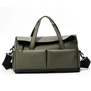 Bolsa de Viaje de Cuero Beige, Resistente al Agua, Bolsa de Fin de Semana para Gimnasio - Product Image 6