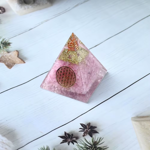 Pyramide en quartz rose naturel 7x9cm, pierre précieuse polie, toucher réel, décoration d'intérieur, artisanat Orgonite, Thanksgiving, Pâques - Product Image 6