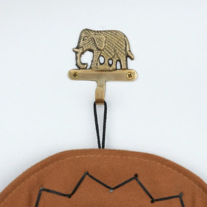 Wholesale Handmade Golden Leopard <b>Wall</b> Hook Design Vintage Metal Animal Decorative Hook For Keys And Small Item - Product Image 4