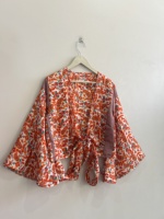 Blusa de seda al por mayor para mujer, top retro de playa con lazo frontal, top cruzado de seda