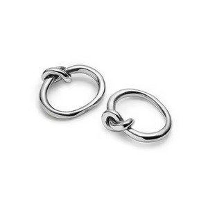 Juego de Anillos para Servilletas de Lujo en Acero Inoxidable, Decoración de Mesa para Cenas Elegantes y Eventos - Product Image 2