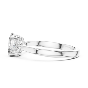 Anillo de Compromiso de Tres Piedras con Moissanita de Corte Ovalado, Plata de Ley 925, Anillo de Boda con Piedra Lateral Trillón para Mujer - Product Image 3