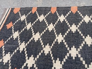 Tapis géométrique Kilim fait main tufté rectangulaire en laine tissée plate avec envers en latex réversible pour salon, écologique, à poils moyens - Product Image 1
