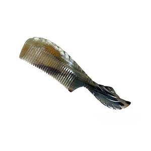 Peigne en corne de buffle naturelle poli à finition lisse pour démêler et coiffer, fabriqué par un fabricant OEM - Product Image 6