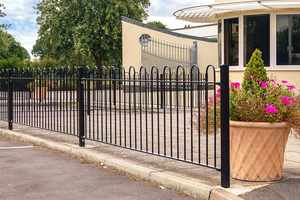 Panneaux de clôture décoratifs galvanisés à chaud pour piscine, clôture de piscine à arceau décoratif, clôture de sécurité pour jardin et piscine - Product Image 5