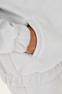 Ensemble de vêtements de sport personnalisé pour hommes Survêtement en laine polaire coupe ajustée de haute qualité 2pc Jogging pour l'hiver - Product Image 3