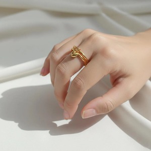 Anillo Apilable de Plata con Dije de Corazón Chapado en Oro, Unisex, Romántico, para Uso Diario, Diseño de Banda Lisa - Product Image 3