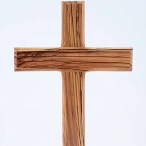 Croix chrétienne artisanale en bois à suspendre et à poser, croix décorative religieuse idéale pour la maison, artisanat en résine - Product Image 1