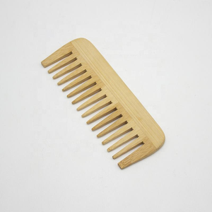 Peigne à cheveux et à barbe en bambou naturel, très vendu pour l'hôtellerie - Product Image 6