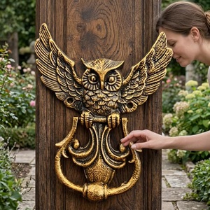 Battant de porte traditionnel en fonte en forme de hibou, écologique, imperméable, pour décoration extérieure, durable, installation autocollante, toutes saisons - Product Image 3