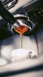 Café HAN COFFEE VIETNAM 100% Robusta Torréfaction Moyenne Standard |   Grains entiers |   Prix de gros - Product Image 4