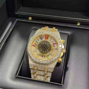 Splendide montre de luxe en moissanite et saphir, cadran analogique 28 mm, mouvement ETA, étanche 10 m, fermoir déployant - Product Image 4