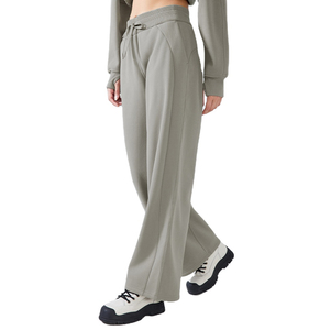 Pantalon de survêtement évasé à jambes larges pour femmes, 100% coton, vêtements de sport, impression de logo personnalisée, fermeture à cordon, service OEM - Product Image 2