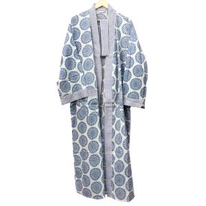 Kimono élégant personnalisé pour femme, cardigan à col en V, robe longue, écoresponsable, protection solaire, paréo de plage, robe ample 100 % coton - Product Image 5