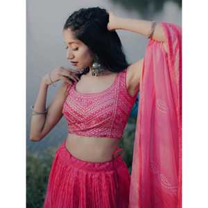 ชุด lehenga choli ของผู้หญิงผ้าโปร่งพิมพ์ลายดิจิทัลสีชมพูสวยงาม - Product Image 3