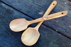 Wooden <b>spoon</b> Handmade Wooden Rice <b>Spoon</b> Solid Wood Kitchen Utensil for Serving Salad <b>Soup</b> Long Handle Smooth Polished - Product Image 6