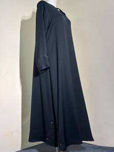 Abaya noire pour femmes musulmanes, robe longue à manches longues, ample, unie, formelle, pour tous les jours - Product Image 1