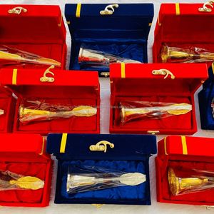 Cloche Rudraksha plaquée or, argent et aluminium avec boîte rouge et bleue – Cadeau de bienvenue, cadeau de naissance, cadeau festif, cadeau de mariage - Product Image 5