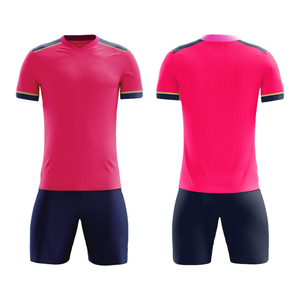 Nouvel ensemble de maillots de football personnalisés avec logo d'équipe, noir et rose, uniforme de football par sublimation pour hommes avec personnalisation complète - Product Image 4
