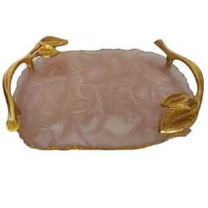 Bandeja de Servir de Resina Rosa Perla Hecha a Mano con Asas de Rama Dorada, Plato Irregular Estilo Geoda, Regalo de Lujo para el Hogar - Product Image 4