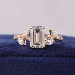 Anillo con forma de rama de árbol con diamante de corte esmeralda de 1.02 CT cultivado en laboratorio para mujer, oro sólido de 14k, diseño único y elegante, regalo de boda o promesa. - Product Image 1