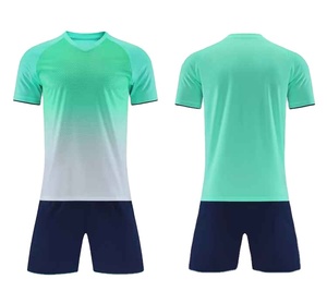 Uniforme de Fútbol para Hombre, Cómodo, Transpirable, de Manga Corta, Sólido, de Secado Rápido, Elástico, con Estampado Digital Personalizado - Product Image 1