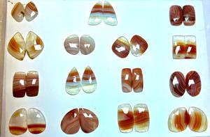 Piedras Preciosas Naturales Bio TASBIYA, Ónix Rojo Blanco Corte Rosa, 150 Quilates, Facetadas por un Lado, Piedras Sueltas para Joyería - Product Image 2