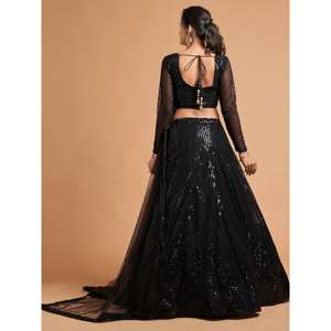 Maravilloso desgaste de fiesta de red bordado con lentejuelas negras Lehenga Choli - Product Image 1
