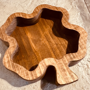 Cuencos de Masa de Madera de Acacia Natural al por Mayor, Cuencos de Masa en Forma de Hoja de 4 Hojas para Velas del Día de San Patricio desde Vietnam - Product Image 3