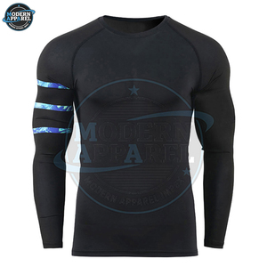 Hot Selling <b>Compression</b> <b>Shirts</b> For Adults Custom Spandex Polyester Breathable Plain White Gym Wear <b>Compression</b> T-<b>Shirt</b> on Sale - Product Image 3