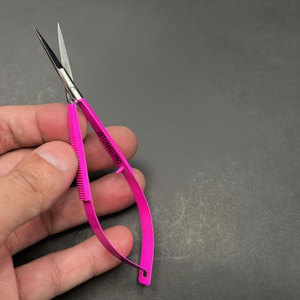 Pince à épiler de luxe rose vif en acier inoxydable de qualité supérieure, design moderne pointu et incliné, légère et écologique - Product Image 2