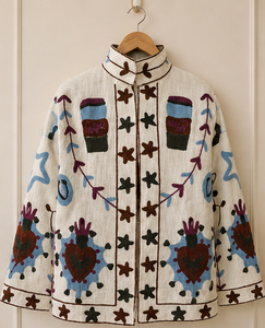 Manteau d'extérieur confortable toutes saisons Jaipur, motif nuit étoilée, col mandarin, manches longues, bleu marine, bordeaux, bleu, ivoire, motif talisman folklorique - Product Image 1