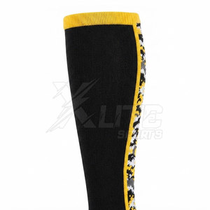 Chaussettes de gardien de but professionnelles d'hiver personnalisables, hautes jusqu'à la cuisse, confortables et respirantes pour hommes, femmes et adultes - Product Image 6