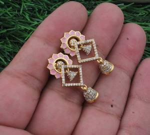 Pendientes de Plata de Ley 925 de Lujo con Circonita Cúbica Brillante y Diseño de Barra Curva para Mujer, Joyería de Moda para Bodas - Product Image 2