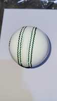 Ballon de cricket en cuir OEM Premium 4 pièces 156g, professionnel, pour matchs de test, rigide, ambidextre, cousu main, épaisseur 13-16mm |   IBEX