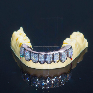 Bijoux Hip Hop personnalisés Grillz en argent sterling 925 avec diamant Iced Out Vvs Moissanite Grillz - Product Image 4