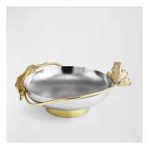 Cuenco de Servir de Lujo de Acero Inoxidable Martillado, Cuenco Ancho y Profundo con Borde de Hoja de Ginkgo Biloba en Latón Antiguo, para Frutas en Sala de Estar/Hogar - Product Image 2