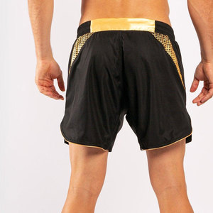 Shorts de sport noirs pour hommes avec empiècements géométriques dorés, taille mi-haute élastique, en tissu respirant Spandex Nylon - Product Image 2