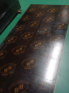 ไม้อัดเคลือบฟิล์มกันสภาพอากาศ หนา 15/18 มม. ขายดีอันดับต้นๆ ใช้ซ้ำได้ 6-8 ครั้ง สำหรับงานก่อสร้าง - Product Image 3