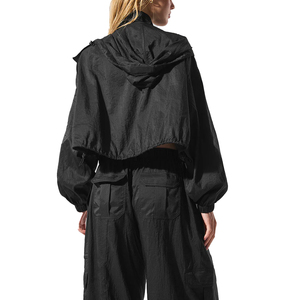 Veste coupe-vent légère en ripstop pour femme, tendance du moment, avec fermeture éclair intégrale, veste de sport, fabrication OEM sur mesure, marque privée - Product Image 2