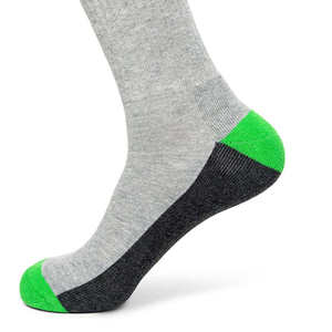 Chaussettes de sport pour hommes et femmes, couleur personnalisée, meilleur design, chaussettes antidérapantes, séchage rapide, respirantes, 100% polyester et coton, qualité supérieure - Product Image 2