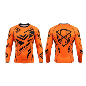 Ropa Deportiva Rash Guard Diseñada con Tela Elástica que Brinda Comodidad, Soporte y Libertad de Movimiento Durante Todo el Día - Product Image 1