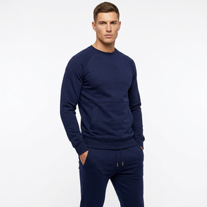 Survêtement en coton uni pour homme, col rond, manches longues, poches latérales, taille à cordon, coupe régulière, vêtements décontractés pour l'automne - Product Image 4