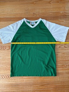 Maillots de football en mesh personnalisés en gros pour équipes sportives – Respirants et de qualité supérieure - Product Image 2