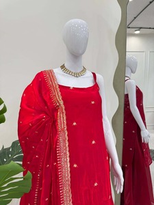 Women <b>Red</b> <b>Silk</b> Embroidered Anarkali Suit Set With Dupatta Indian Pakistani Ethnic Party Wear - Product Image 4