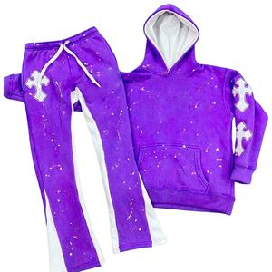 Conjunto de pantalones acampanados y Sudadera con capucha unisex desgastada transpirable hecha a medida - Product Image 2