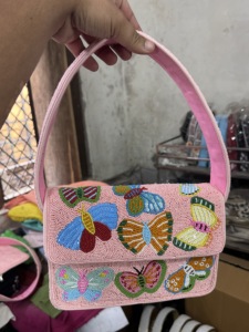 Bolso de hombro estilo bohemio indio para mujer, con cuentas, para fiesta, compras, noche, hecho a mano, con cierre de cremallera. - Product Image 1
