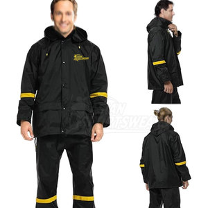 Conjunto cortavientos hecho en Pakistán para hombre, de dos piezas, para uso casual al aire libre y estilo urbano. - Product Image 3