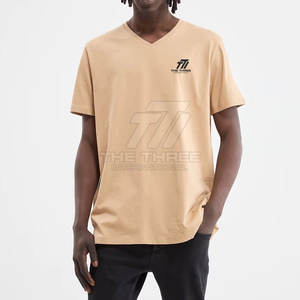 Camiseta de Cuello en V para Hombre, Color Personalizado, Venta al por Mayor, Impresión de Logotipo, Camiseta de Cuello en V para Hombre de Alta Calidad - Product Image 3