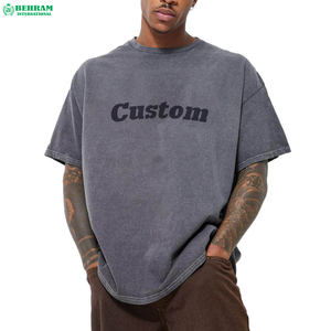 Camiseta Negra de Manga Corta para Hombre con Diseño de Estrella Geométrica en la Espalda, Cuello Redondo, Corte Regular, 100% Algodón Jersey - Product Image 3